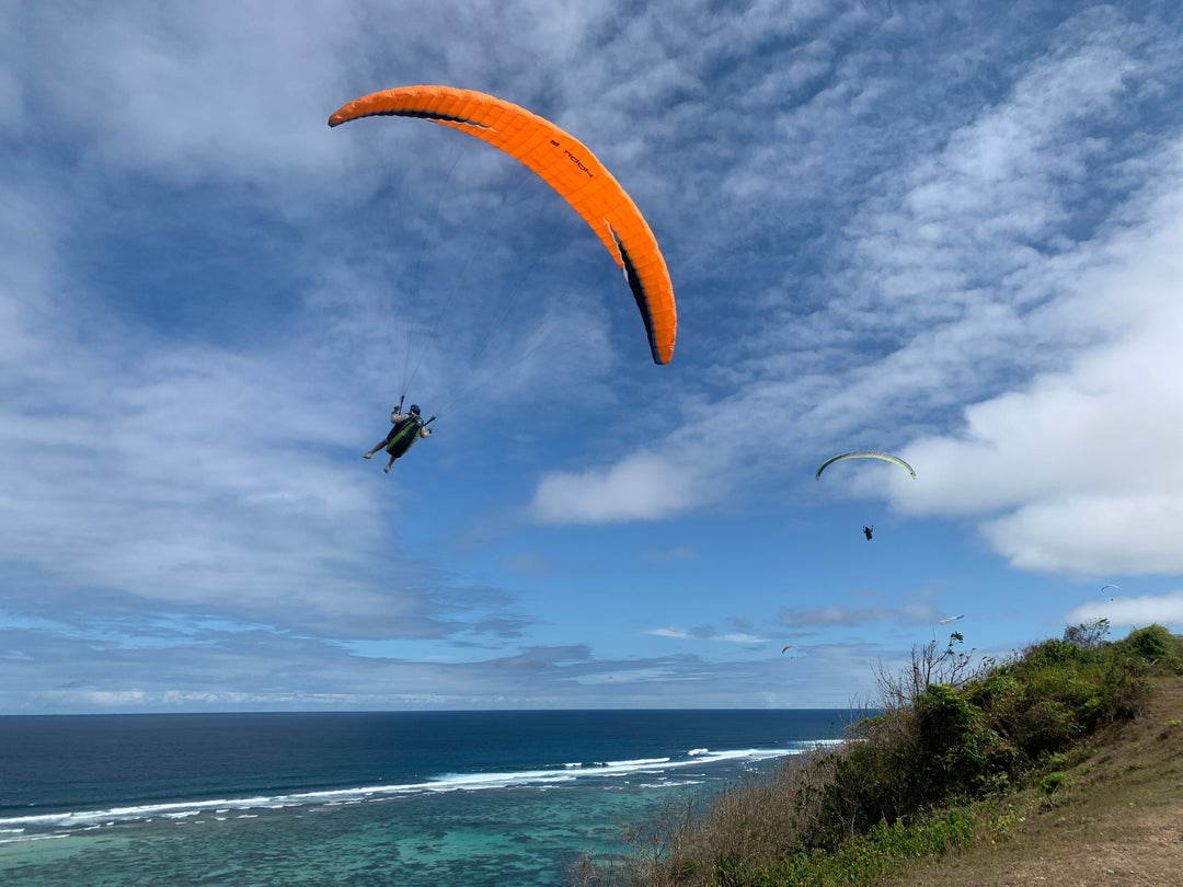 Paragliding tour in Nusa Dua, Bali