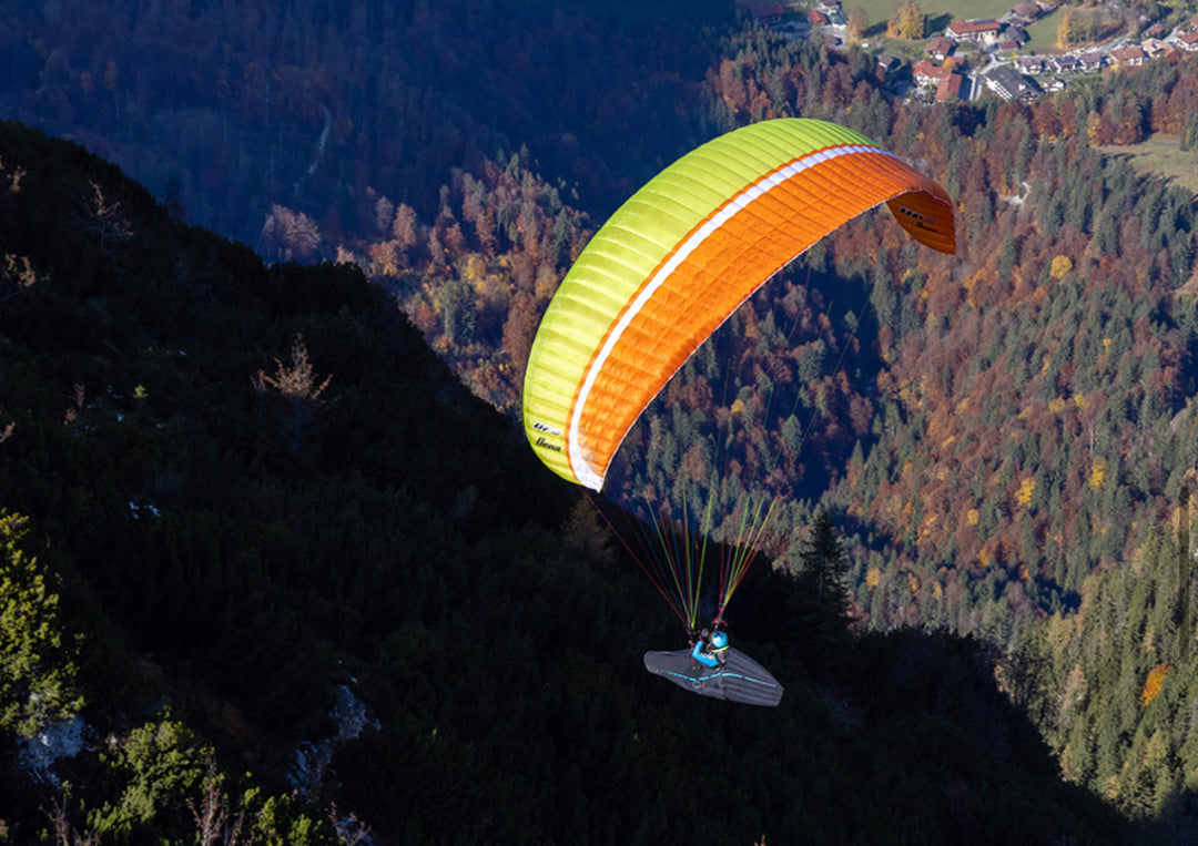 UP Dena paragliding wing