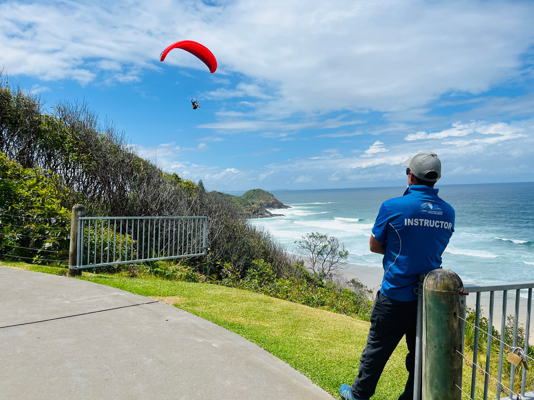 learn to paraglide course